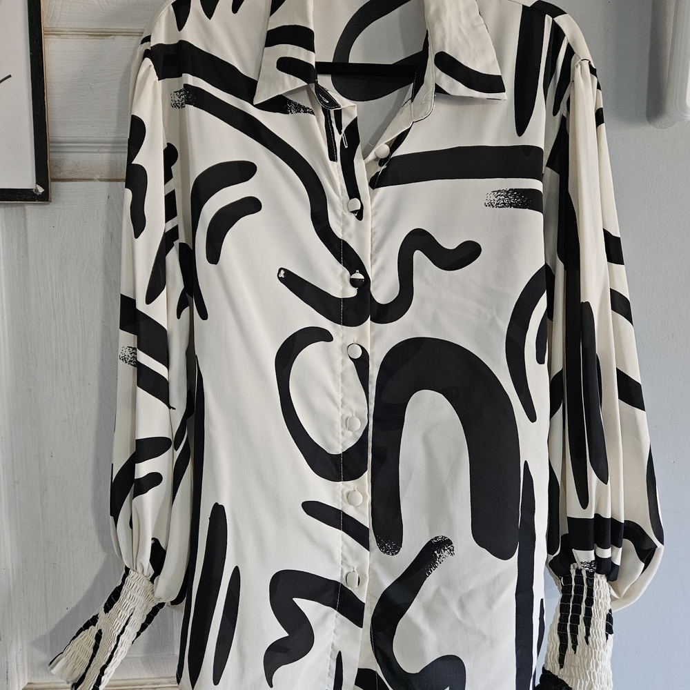 SHEIN Black and White Abstract Button Down Shirt